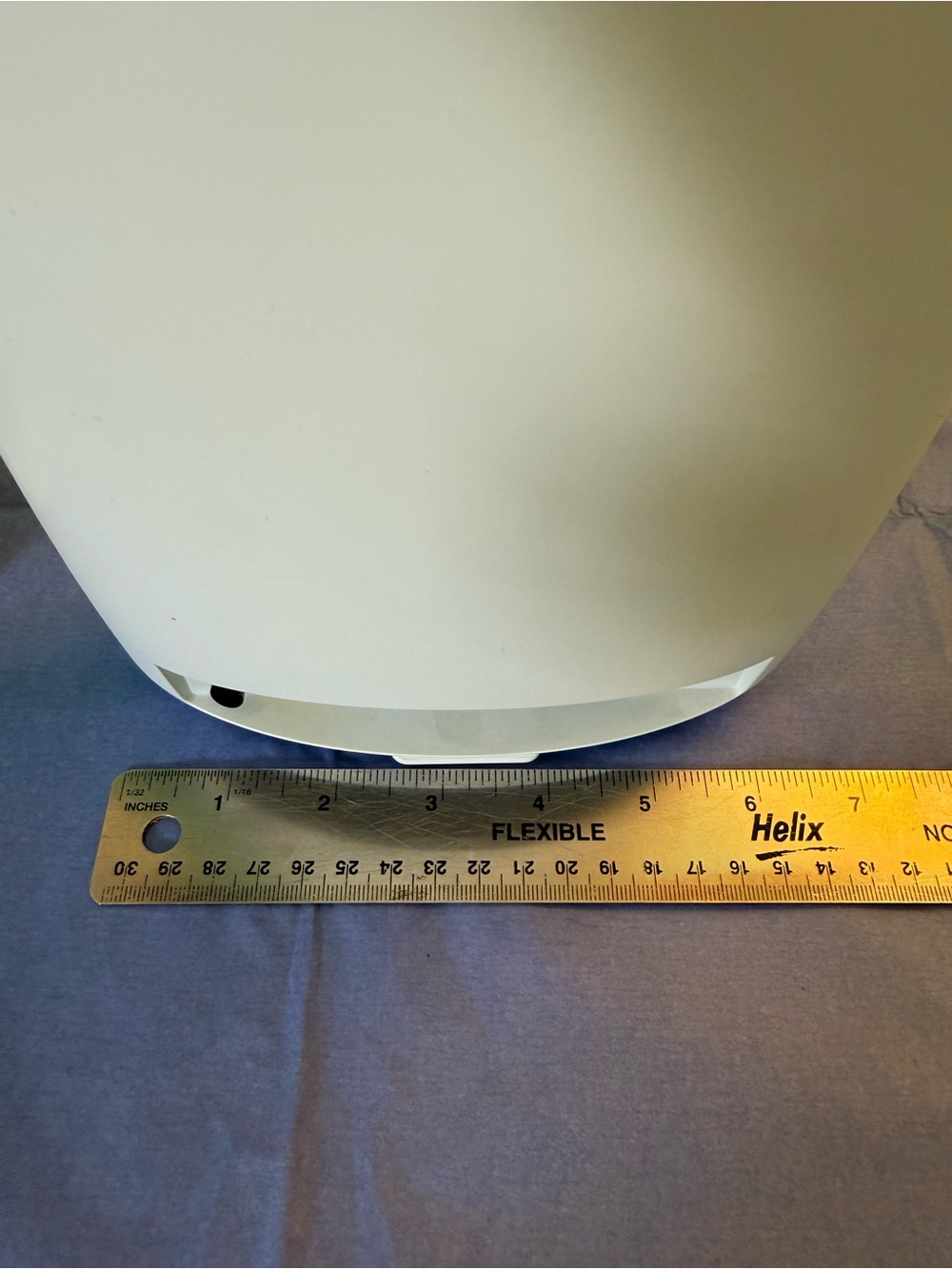 Netgear RBR50 Tri-band WiFi Router with Satellite Router - Picture 11 of 14